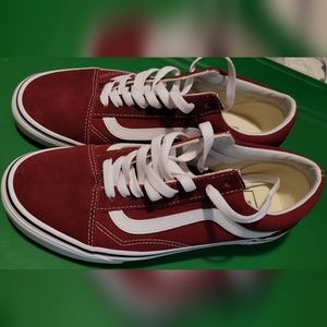Vans Burgandy Sz. 7.5 Mens